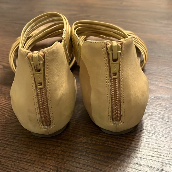 Giani Bernini Womens Jhene Sandals Ankle Straps Memory Foam Comfort. Size 6.5 - Picture 3 of 7